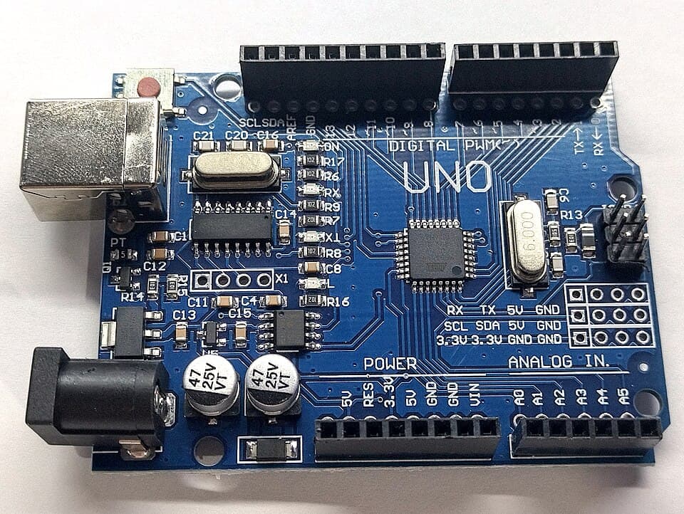 Arduino Uno R3 compatible board