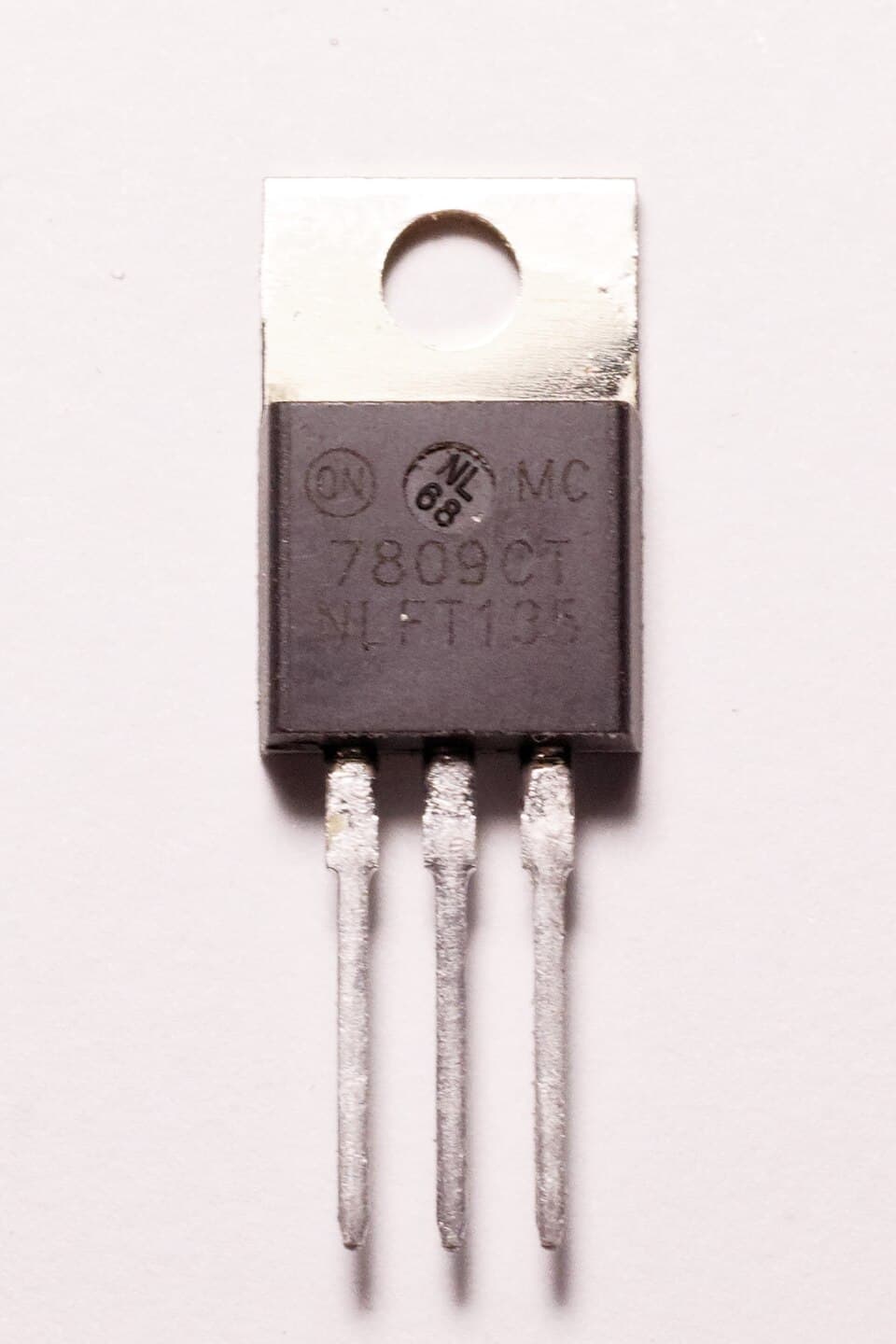 78xx serisi TO-220 lineer regülatör